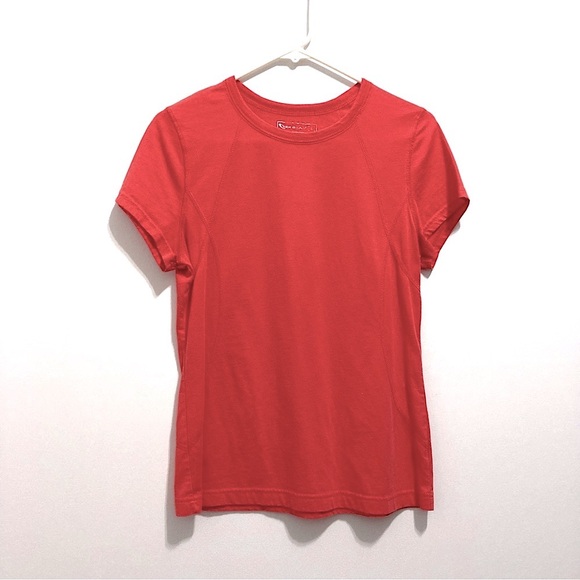 Tek Gear Women’s Red Large Tee Shirt - Picture 1 of 4